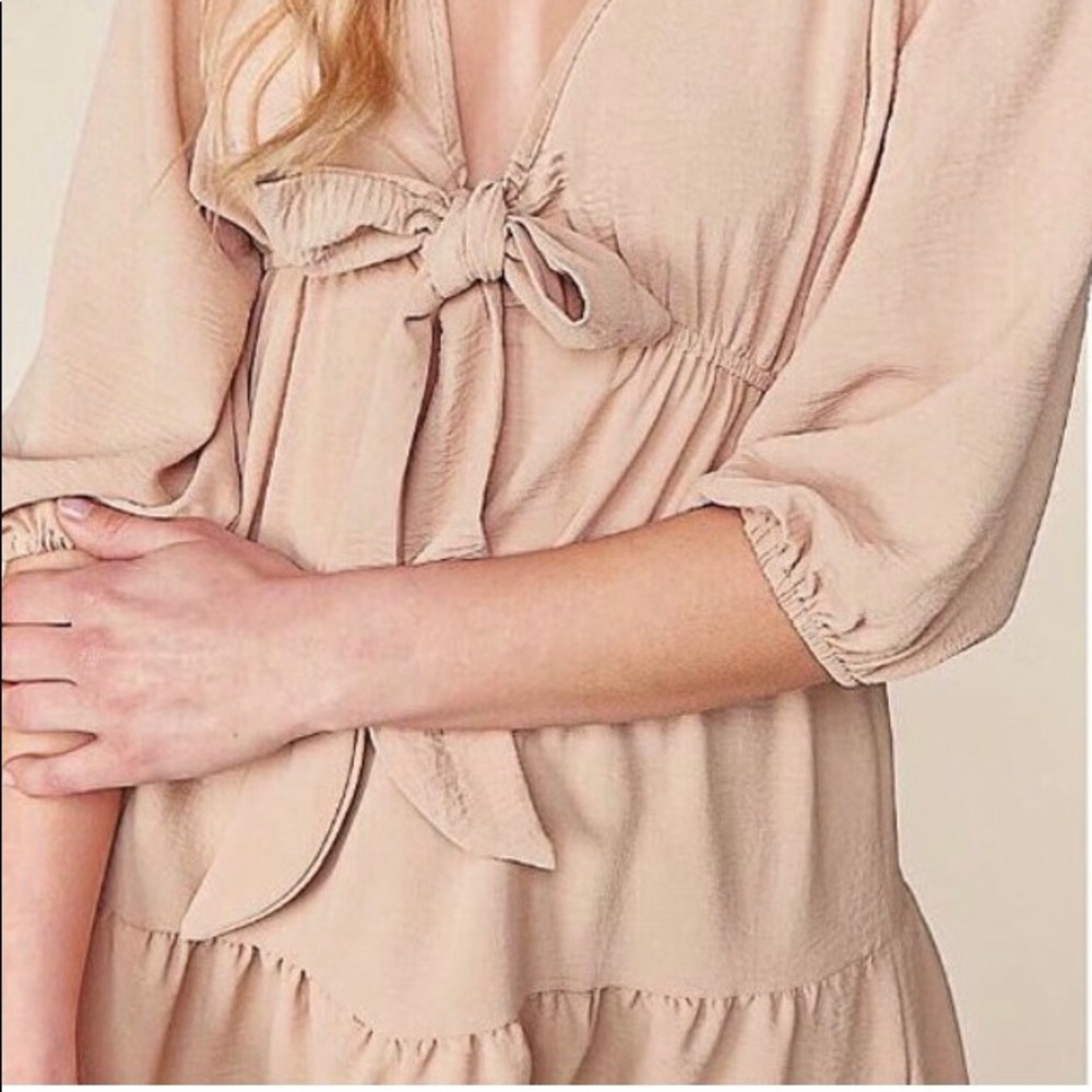 π. HOST PICK. π Ruffle boho flowing dress - Picture 4 of 4